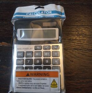 Sentry Calculator Jumbo Key Calculator Silver 8 Digit Display Dual Powered New..